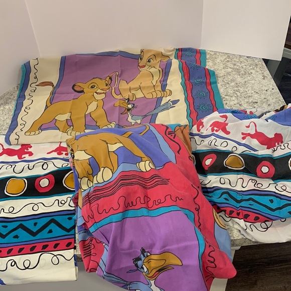 Disney Other - vintage 80s/90s Disney lion King bedroom set and window VALANCE!!!